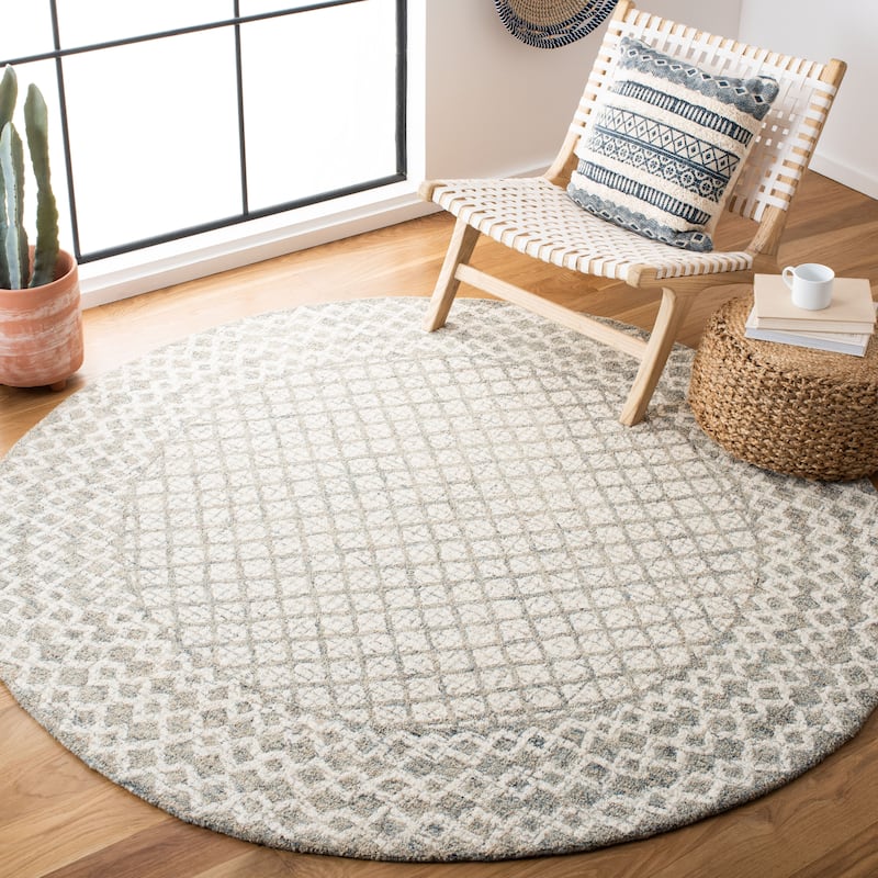 SAFAVIEH Handmade Abstract Suhad Modern Wool Rug - 4' Round - Ivory/Grey