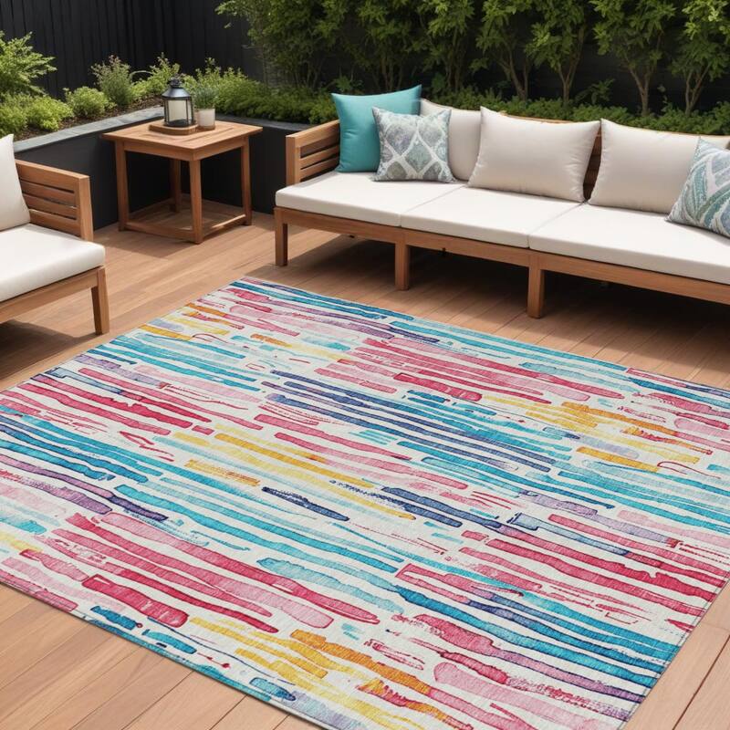 HomeRoots Striped Modern Rectangle Outdoor Rug - 8' X 10'