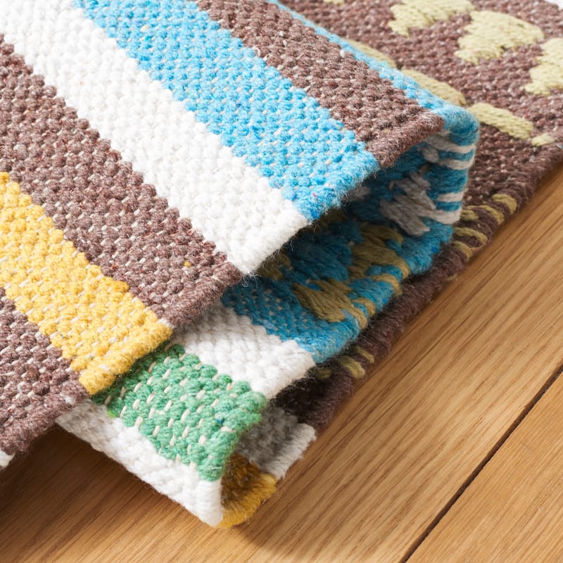 SAFAVIEH Handmade Montauk Nellwyn Cotton Rug