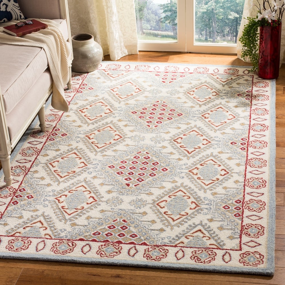 SAFAVIEH Handmade Micro-Loop Anouschka Wool Rug