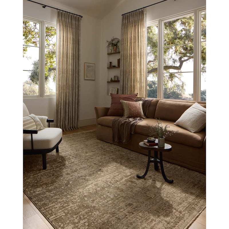 Alexander Home Halden Traditional Area Rug - 7'-10" x 10'