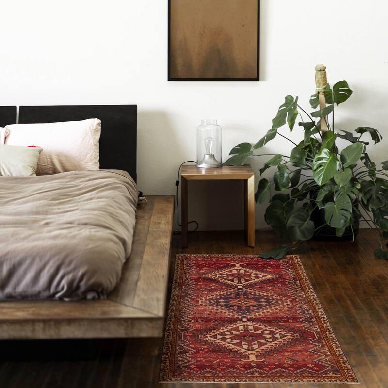 ECARPETGALLERY Hand-knotted Melis Vintage Red Wool Rug - 4'3 x 9'4