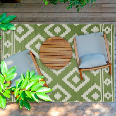 Milan Design 100% Eco-friendly Lightweight Plastic Outdoor Mat/Rug