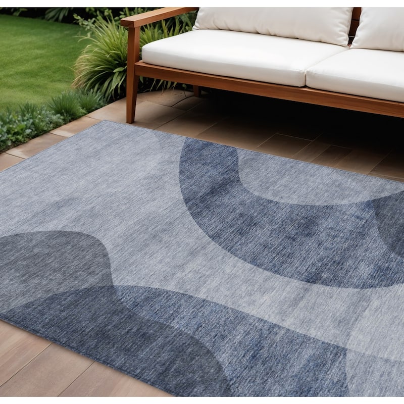 HomeRoots Abstract Transitional Rectangle Outdoor Rug - 9' X 12'