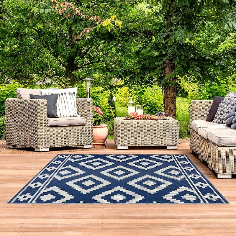 Milan Lightweight Reversible Recycled Plastic Outdoor Floor Mat/Rug - 4'x6' - Navy&Crème