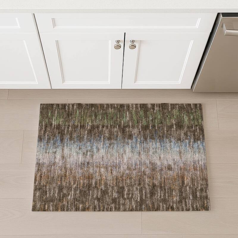 Machine Washable Indoor/ Outdoor Contemporary Ombre Chantille Rug