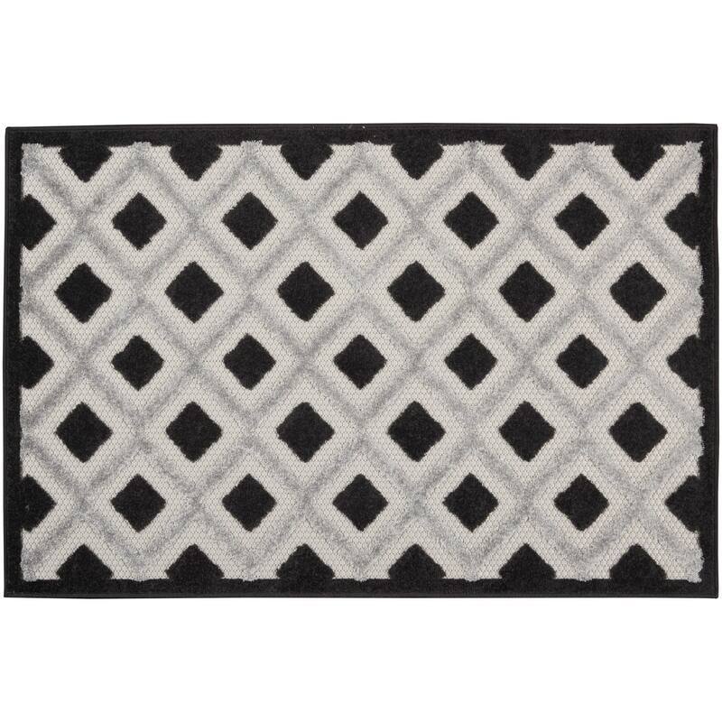 Nourison Aloha Indoor/Outdoor Modern Geometric Diamond Area Rug