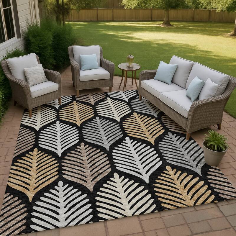 Machine Washable Indoor/ Outdoor Modern Fern Chantille Rug - Black - 2'6" x 3'10"