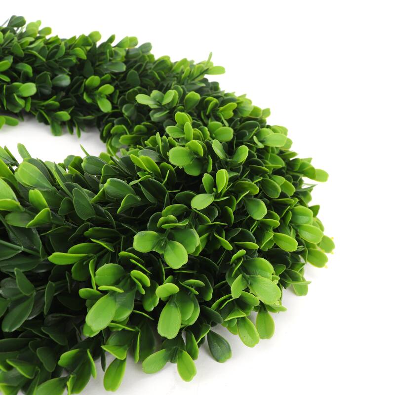 Soft Touch Holly Wreath