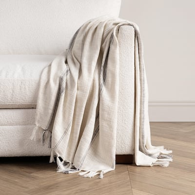 Villa by Classic Home Ria Ivory/Gray Throw Blanket 50x70