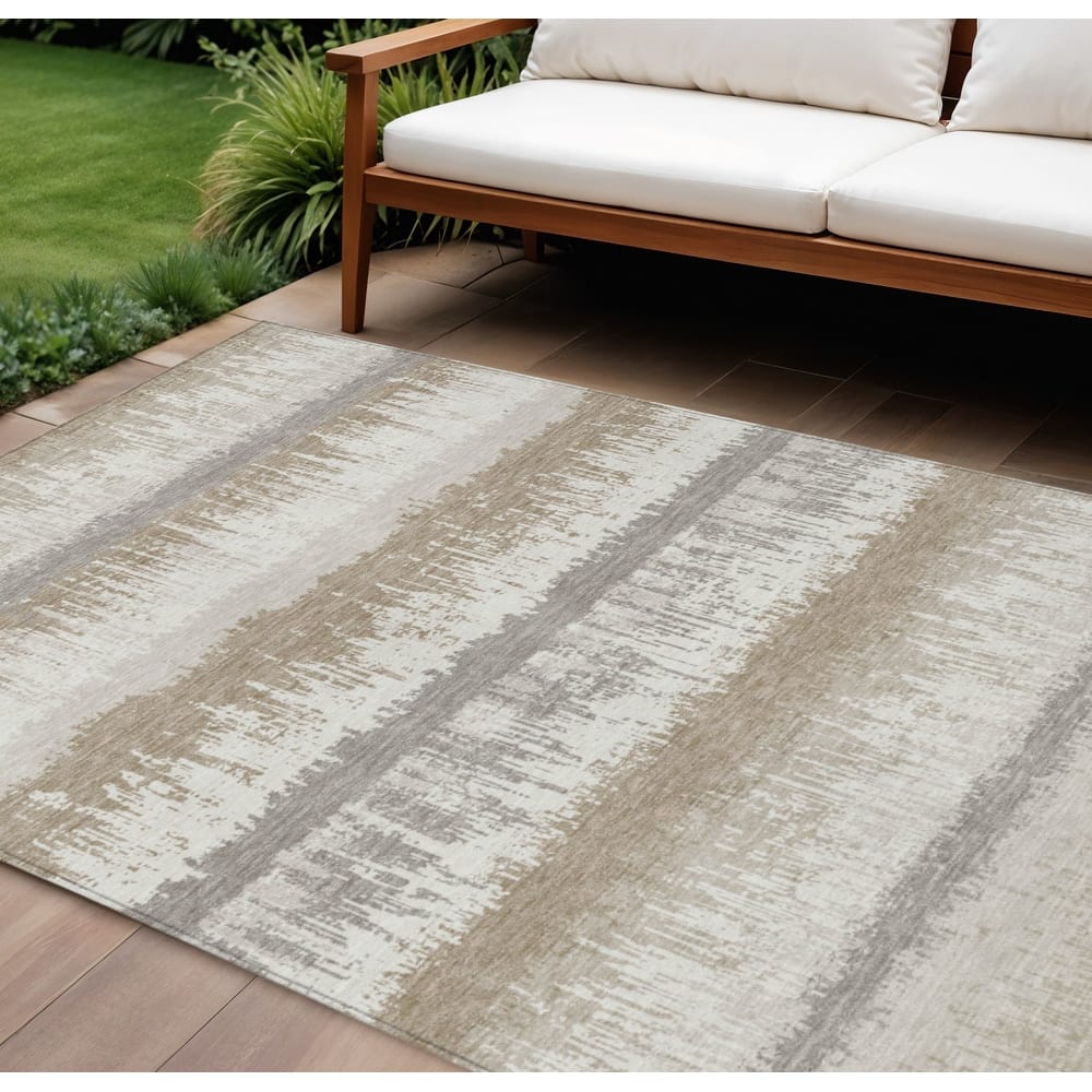 HomeRoots Striped Transitional Rectangle Outdoor Rug