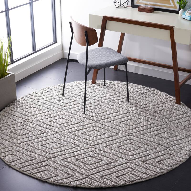 SAFAVIEH Natura Edita Handmade Wool Rug - 6'x6'Round - Silver