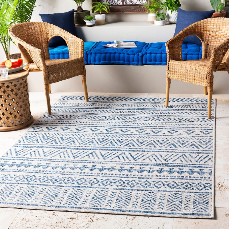 Livabliss Powlett Vintage Southwestern Indoor/ Outdoor Area Rug - 2' x 2'11" - Denim/Cream