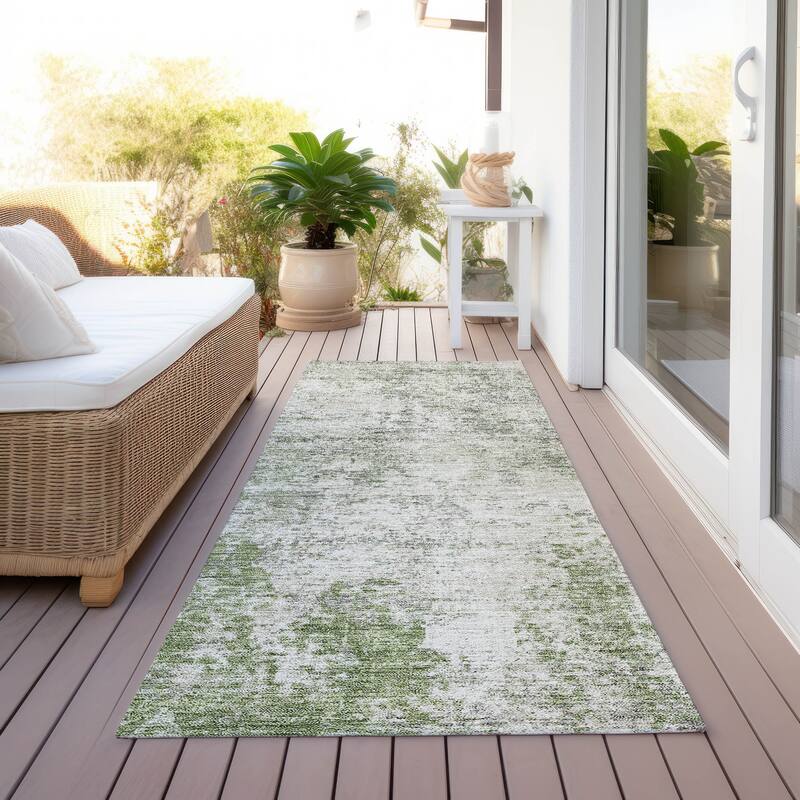 Machine Washable Indoor/ Outdoor Chantille Rug - Green - 2'3" x 7'6"
