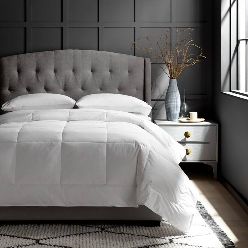Porch & Den Shoreview Hypoallergenic Down Alternative Hotel-style Comforter