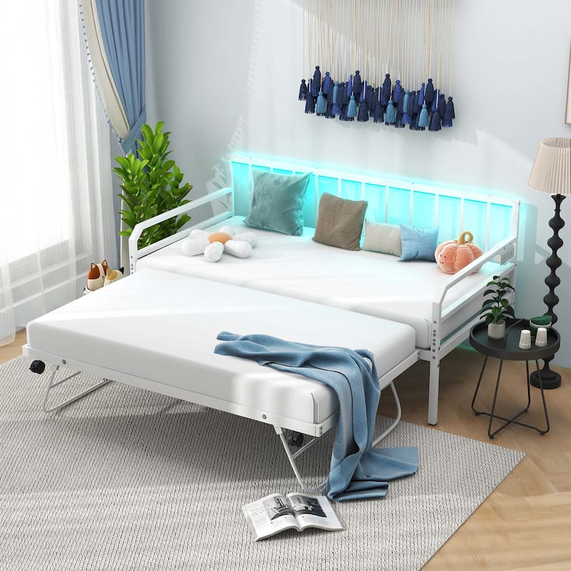 Metal Twin Daybed with Trundle Twin Bed Frame w/ Charging Station