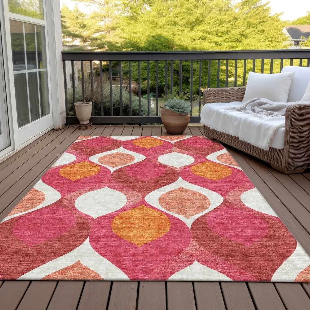 Machine Washable Indoor/ Outdoor Chantille Geo Contemporary Rug