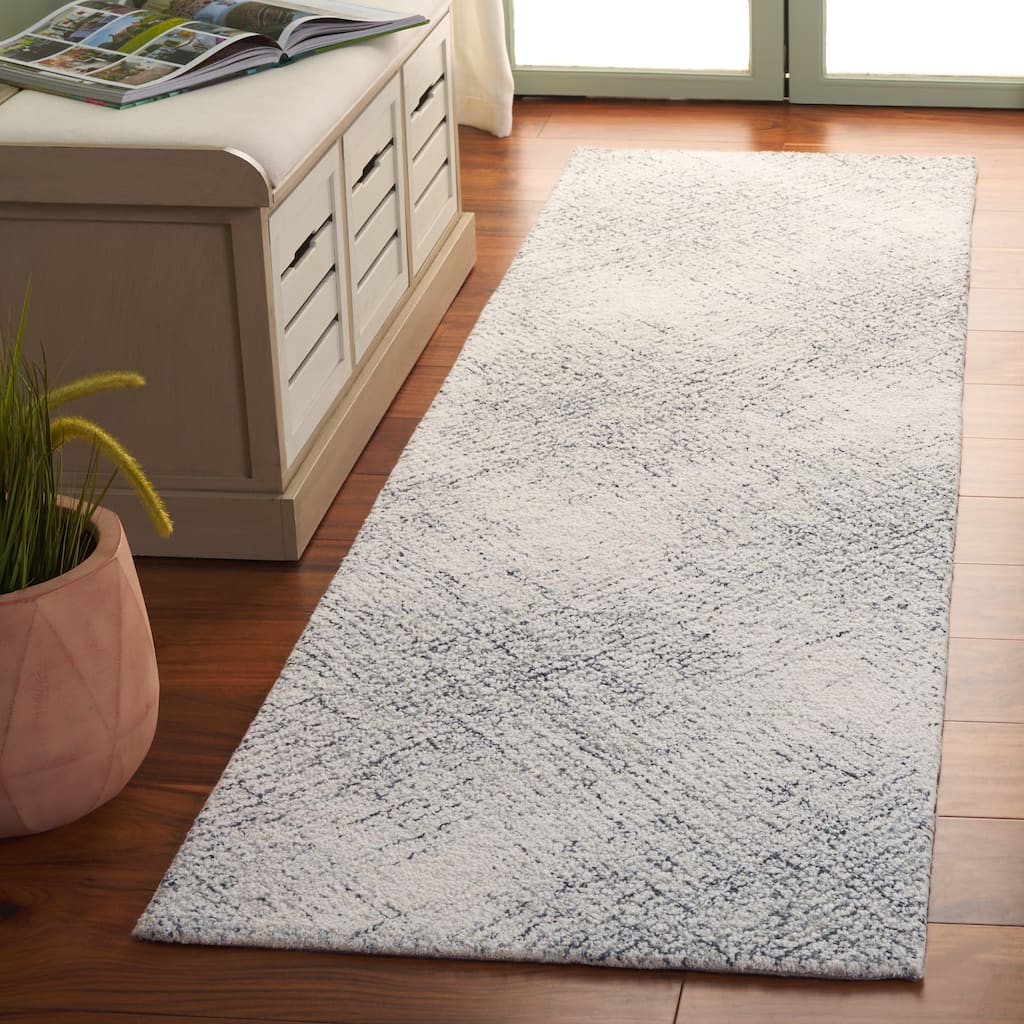 SAFAVIEH Handmade Abstract Izeta Wool Rug