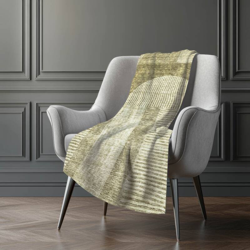 Premium Machine Washable Modern Geo Sherpa Throw Blanket