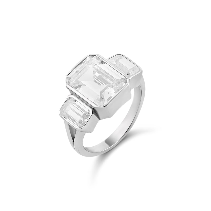 SHYMI Three Stone Bezel-Set Statement Ring - 8 - Silver