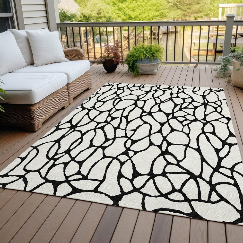 Machine Washable Indoor/ Outdoor Contemporary Chantille Rug