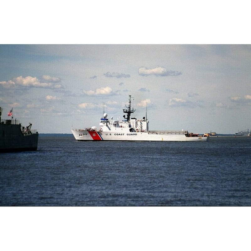 USCGC Legare WMEC-912 36 Inches L Ship Model