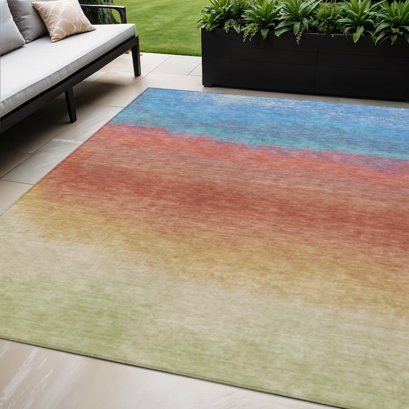 HomeRoots Ombre Transitional Rectangle Outdoor Rug - 5' X 8'