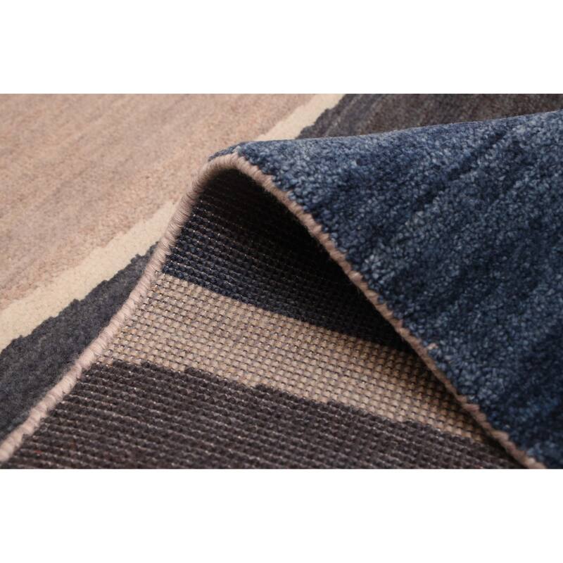 ECARPETGALLERY Hand-knotted Peshawar Ziegler Light Khaki Wool Rug - 5'0 x 6'10