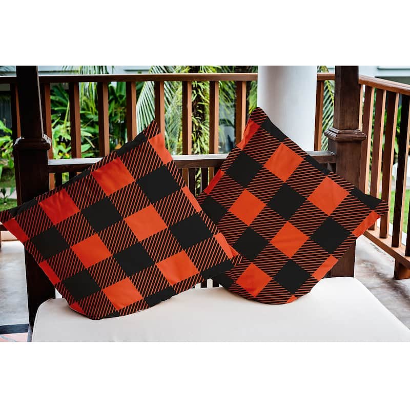 Buffalo Plaid Indoor/Outdoor Throw Pillow