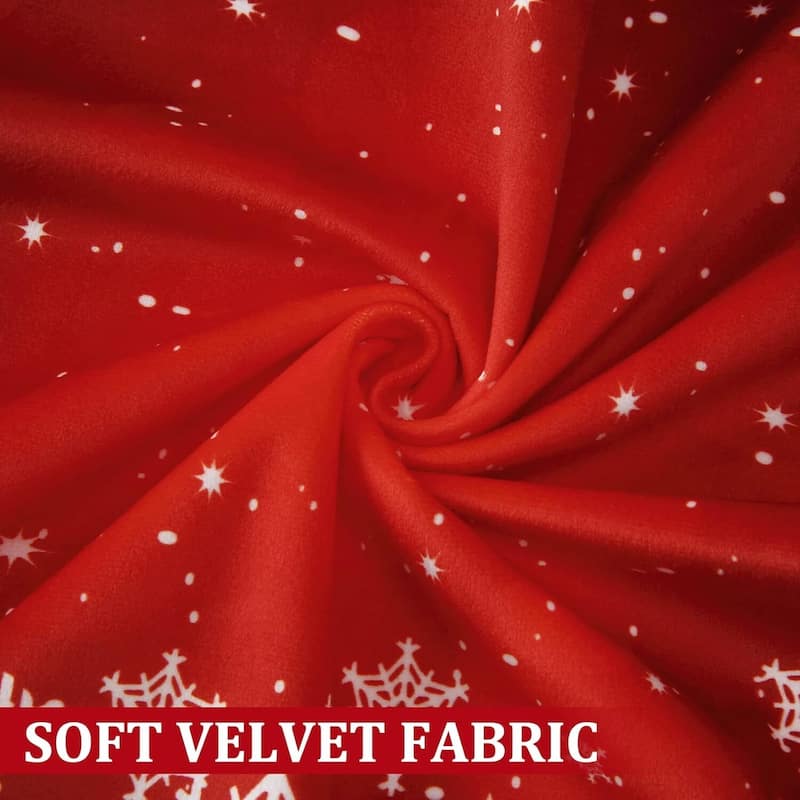 18x18 Inch 2 Pieces Red Velvet Christmas Throw Pillow Covers for Sofa Couch