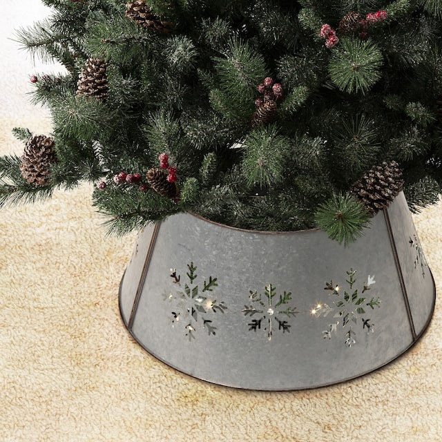 Glitzhome Christmas Metal Diecut Snowflake Tree Collar with Lights