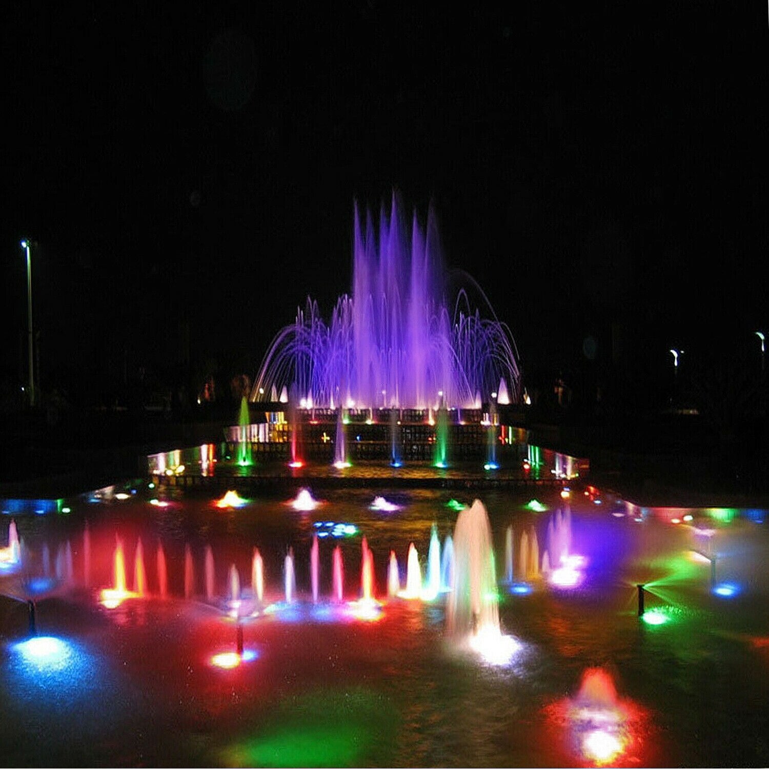 https://ak1.ostkcdn.com/images/products/is/images/direct/fae764559d1e15aa7451d4791dcd85521fe22ebf/48LED-Underwater-Spotlight-RGB-Pond-Lights-Submersible-Pool-Fountain-Lamp.jpg