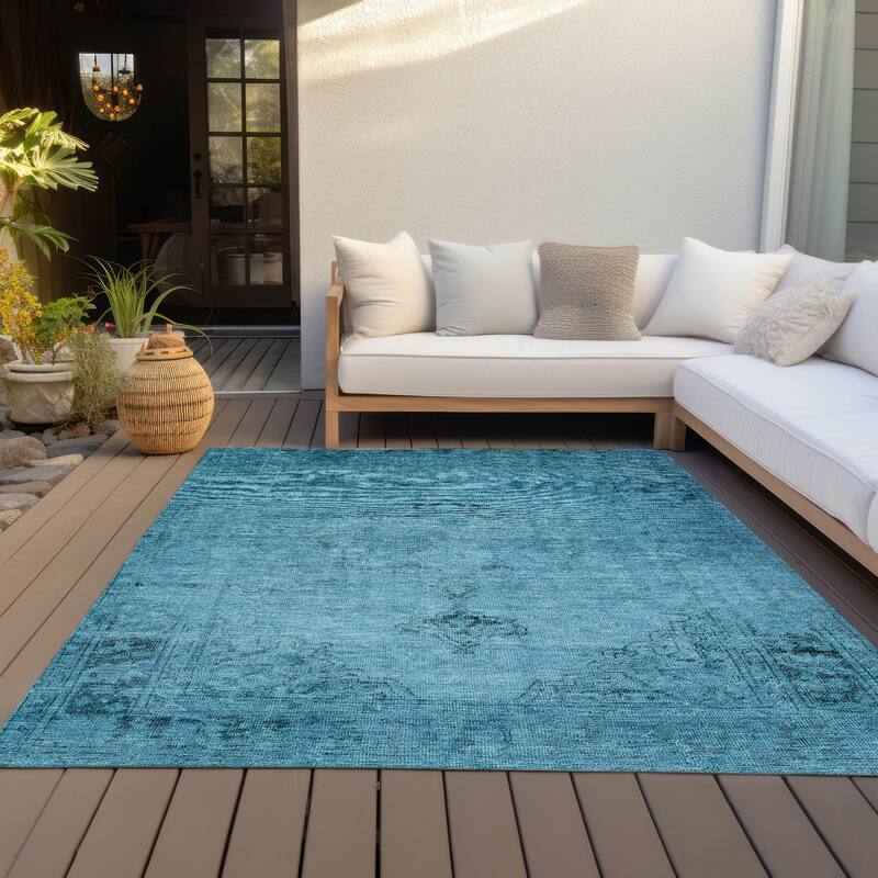 Machine Washable Indoor/ Outdoor Chantille Vintage Traditional Rug