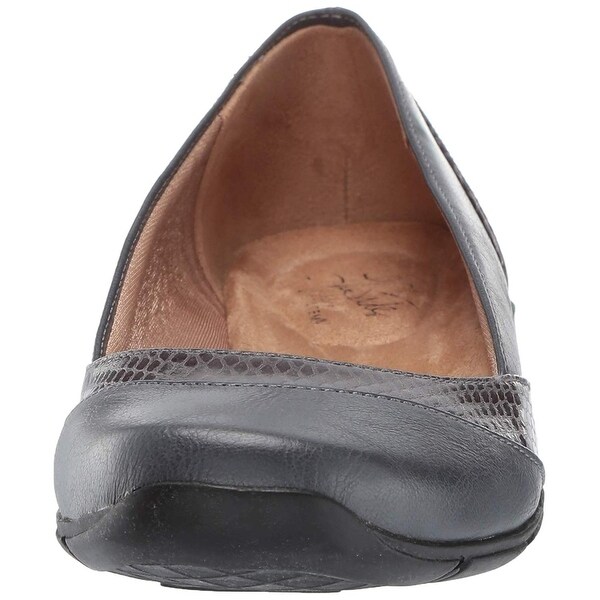 lifestride deja vu flats