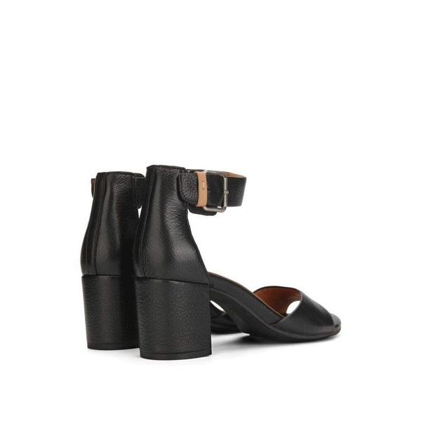 gentle souls christa