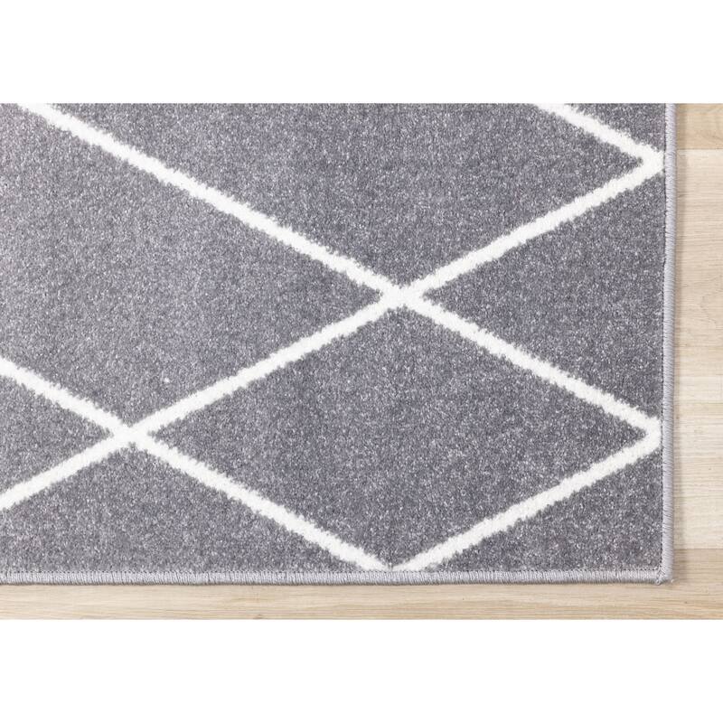 Covington Collection - Grey/White Geometric Lines Rug