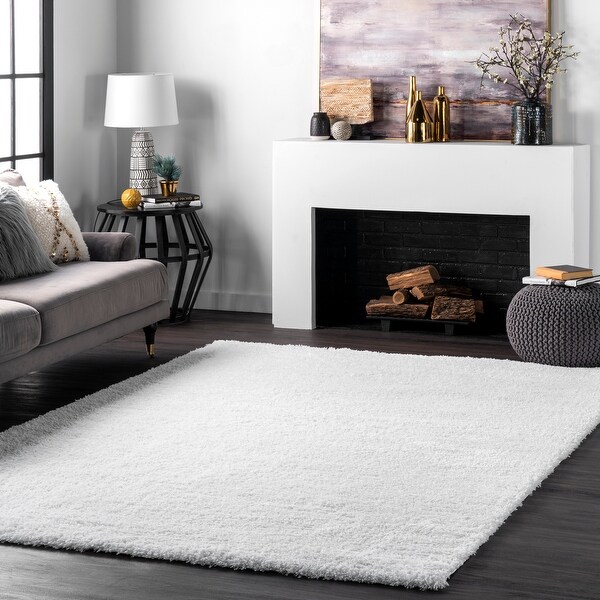nuLOOM Soft and Plush Cloudy Solid Shag Area Rug. Opens flyout.