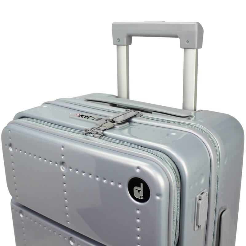 Smart Lightweight Carry-On Luggage with USB-A & USB-C Ports