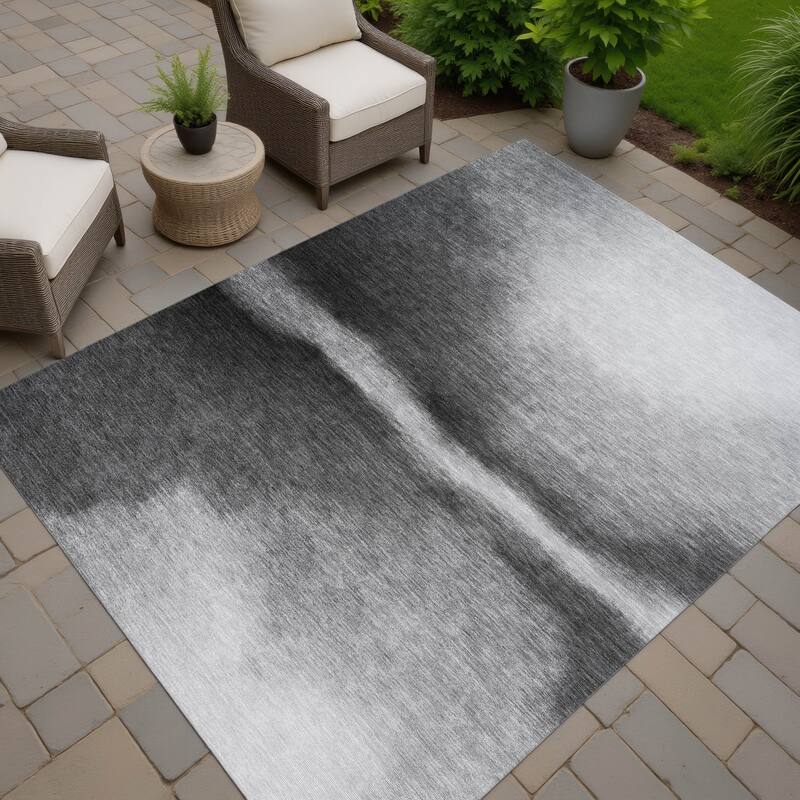 Machine Washable Indoor/ Outdoor Modern Landscape Chantille Rug