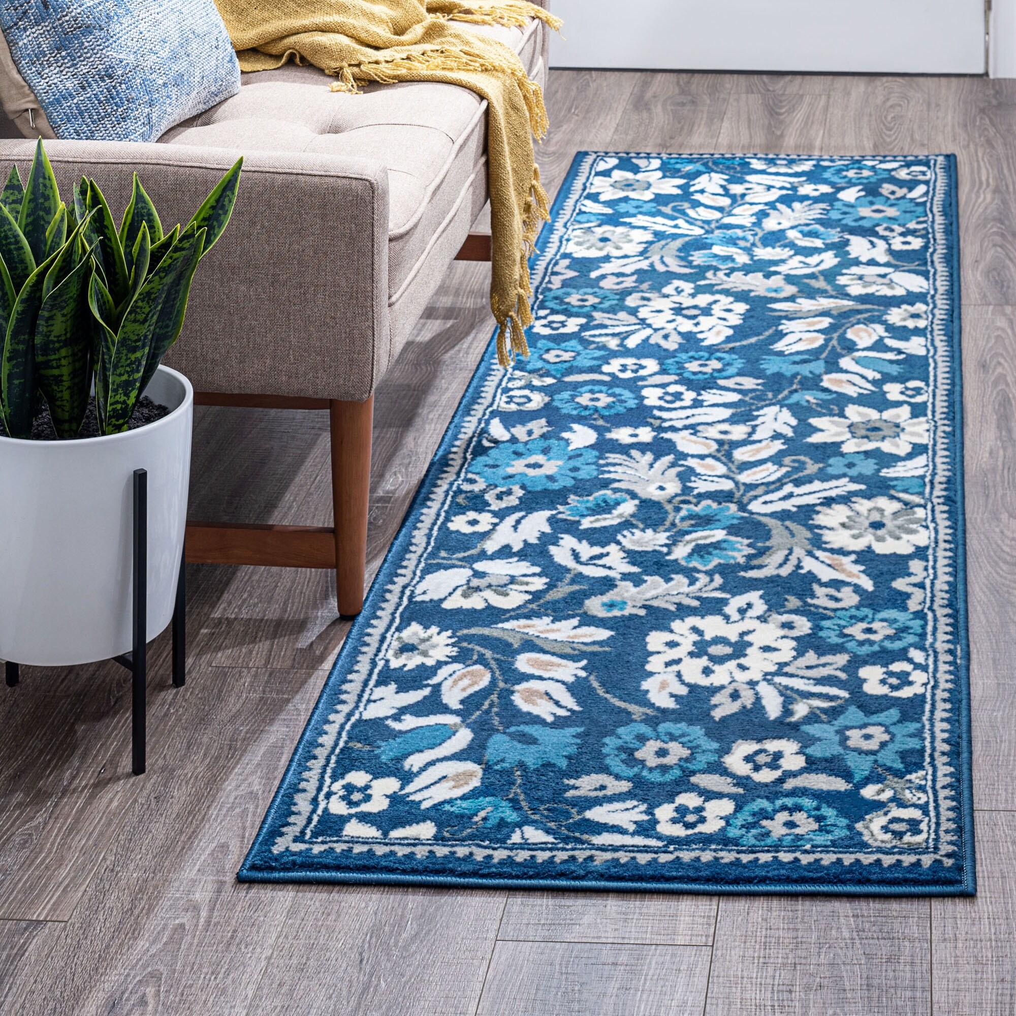 Traditional Oriental Area Rug Velvet Floral Carpet Runner Floor Mat Non-slip 