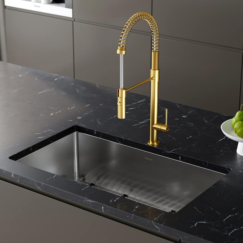 Karran USA KKF220 Bluffton 1.8 GPM Single Hole Kitchen Faucet