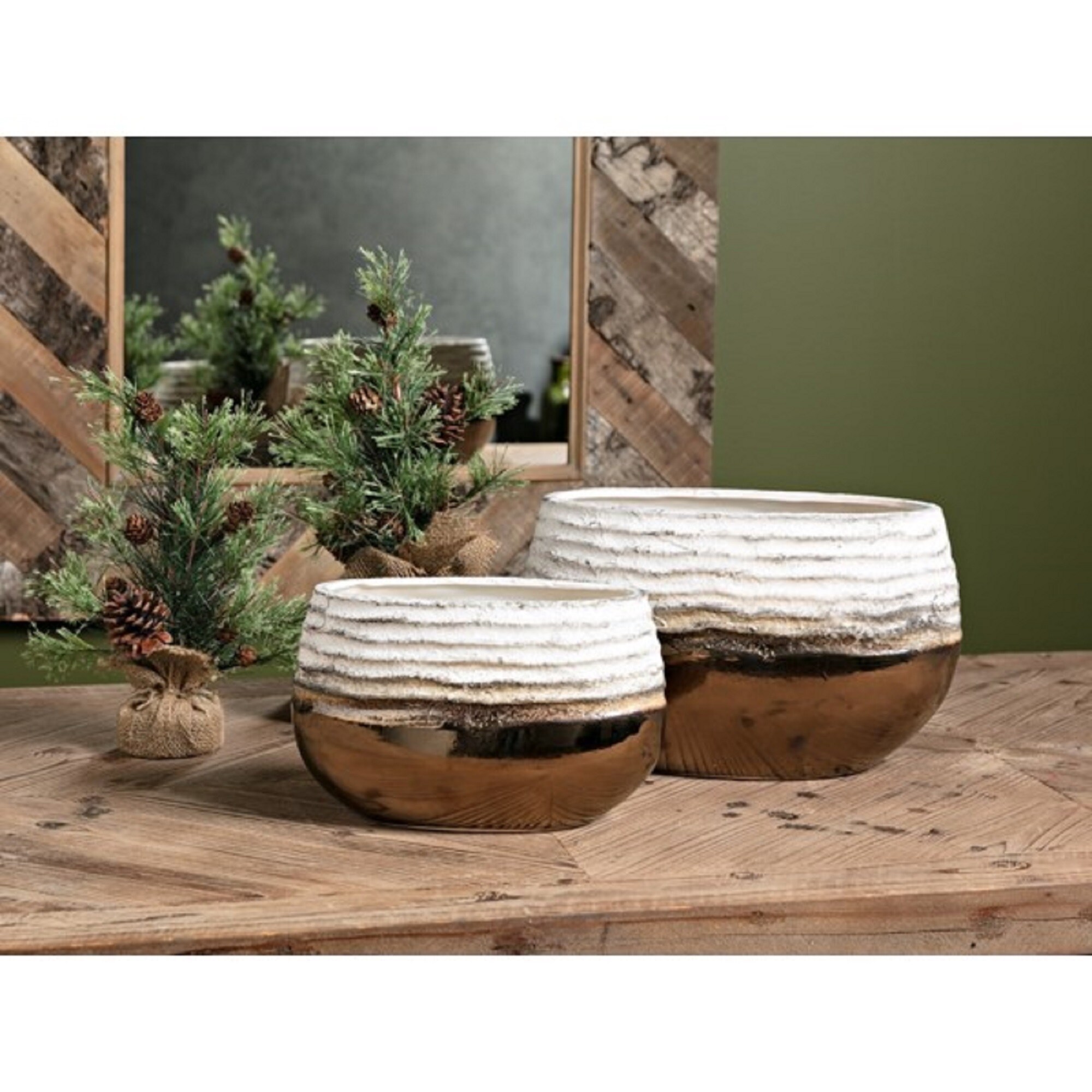 Shop 14 Brown And Cream White Antique Style Short Vase Indoor