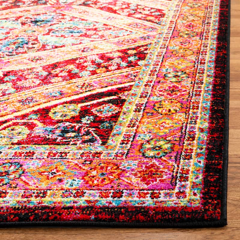 SAFAVIEH Cherokee Rubye Boho Oriental Rug