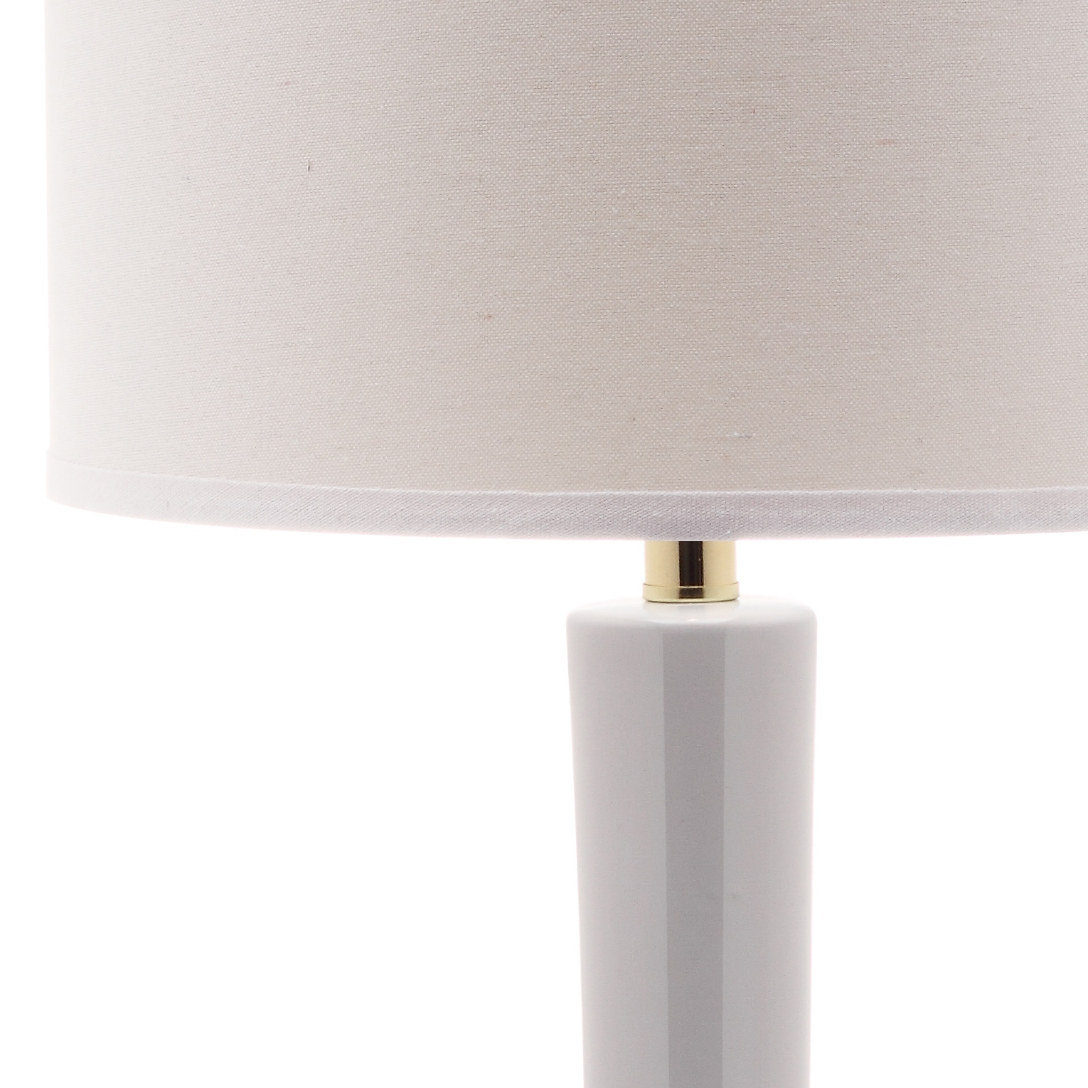 Safavieh Lighting 31 Inch Mae Long Neck Ceramic White Table Lamp Set Of 2 14 X14 X30 5 Overstock 7570746