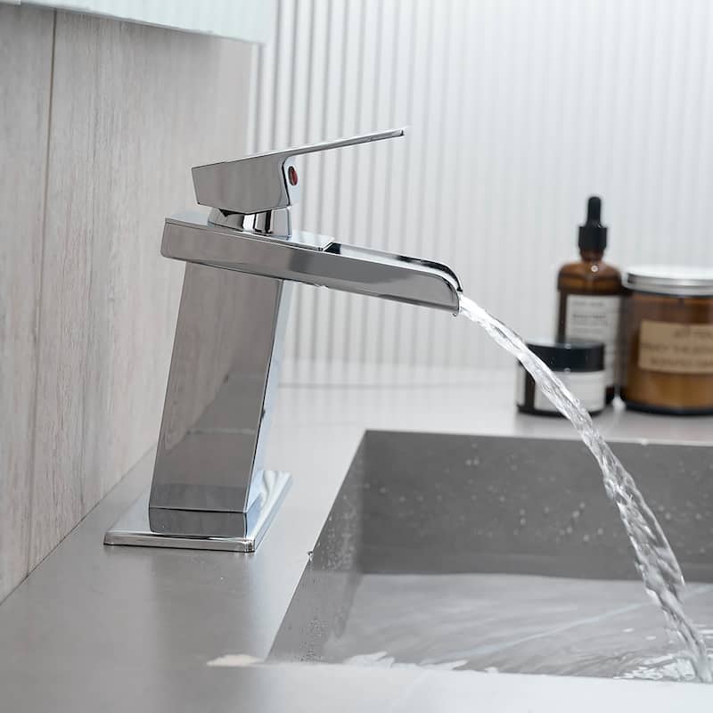 Single-handle Bathroom Waterfall Sink Faucet with Deckplate