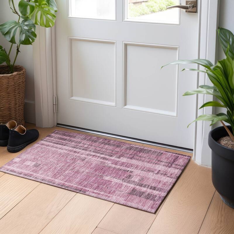 Machine Washable Indoor/ Outdoor Modern Stripes Chantille Rug - Blush - 1'8" x 2'6"
