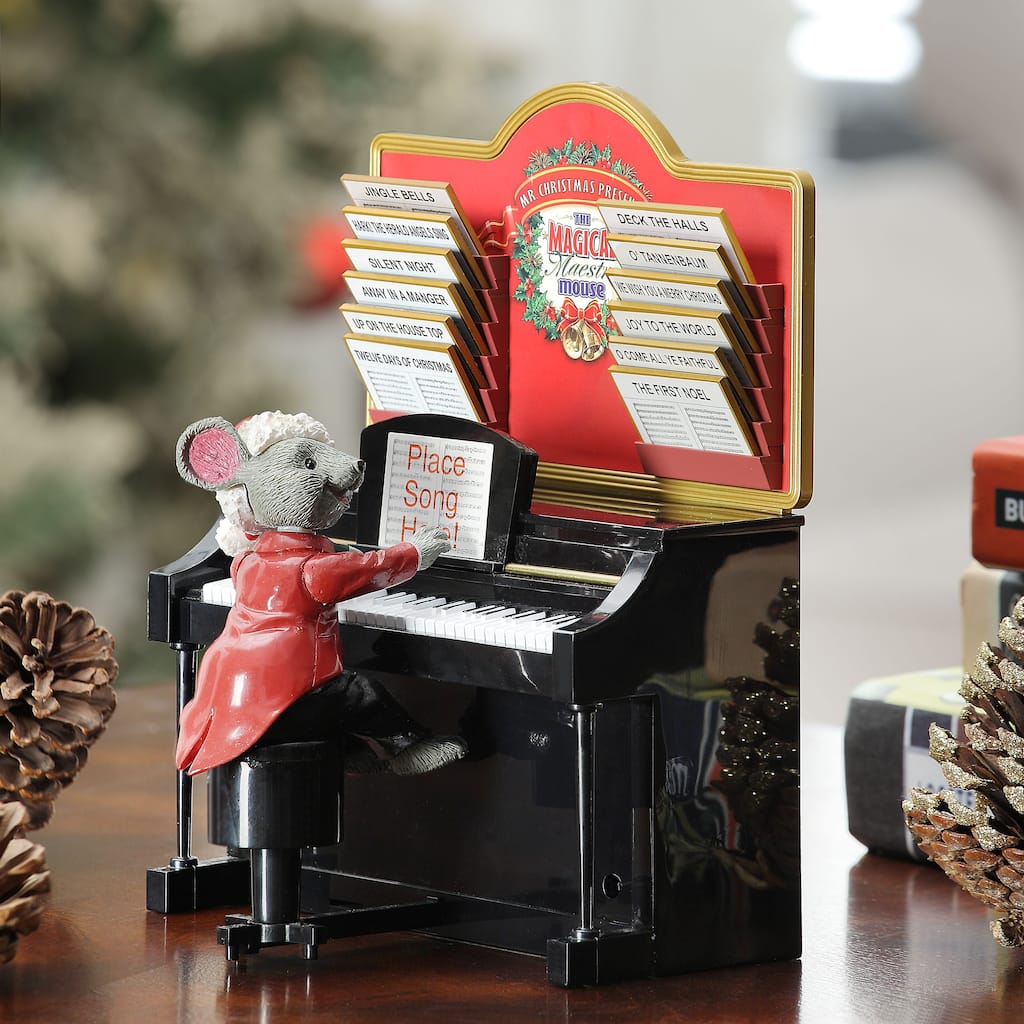 7.75" Magical Maestro Mouse