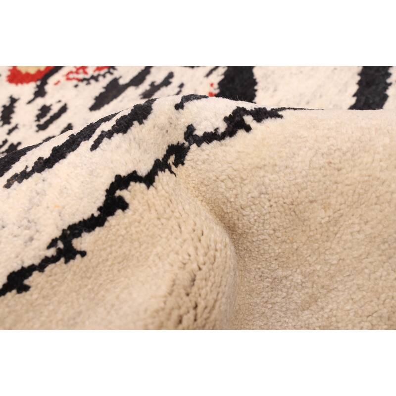 ECARPETGALLERY Hand-knotted Peshawar Ziegler Cream Wool Rug - 5'1 x 6'11