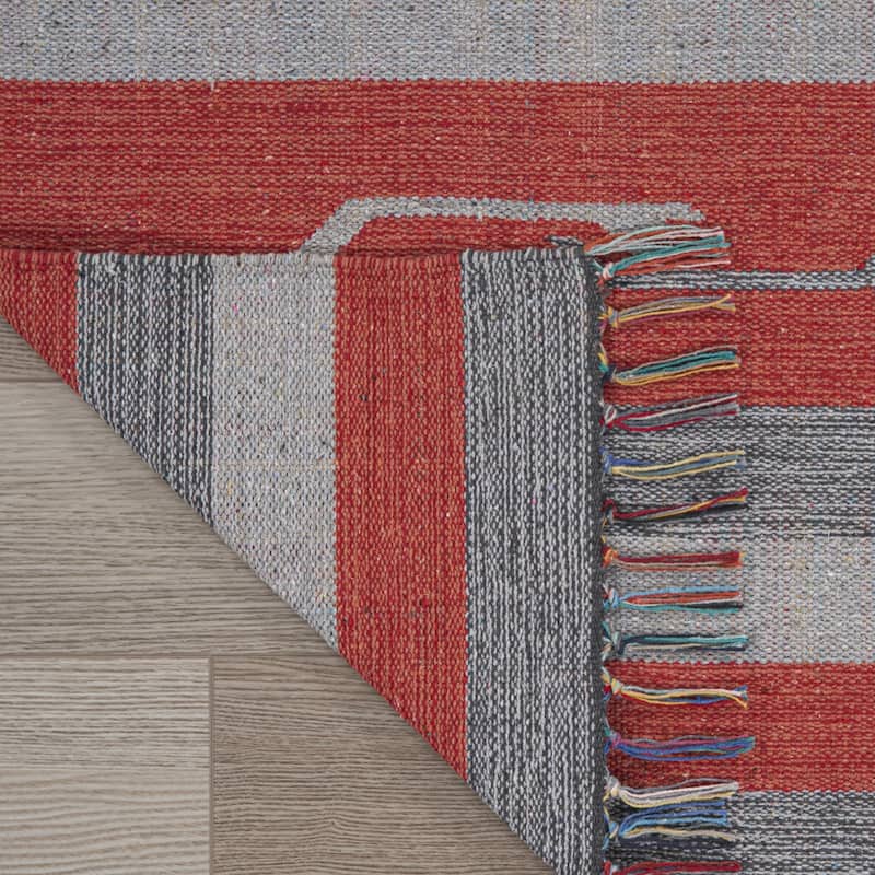 Fufo Southwestern Woven Low Pile with Fringe Area Rug By HomeRoots - 66' X '42' X '0.25