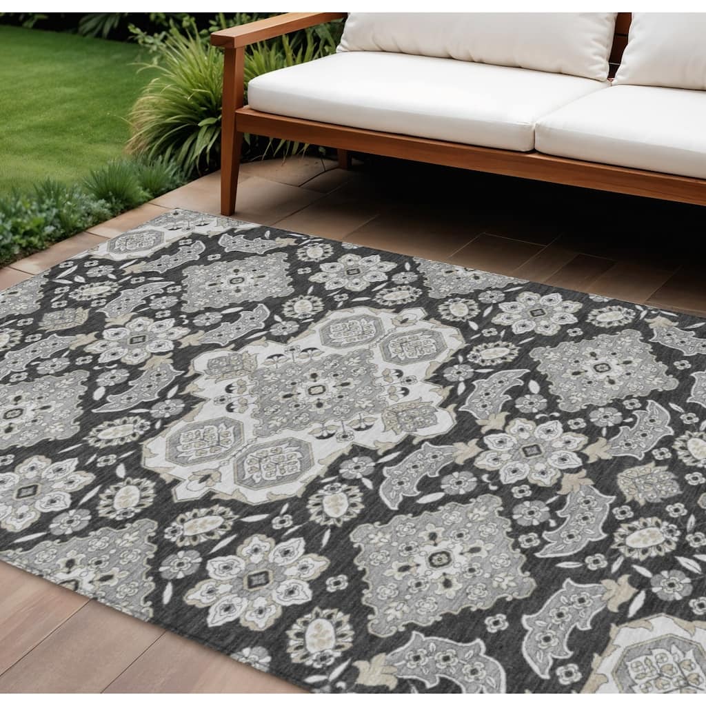 HomeRoots Medallion Traditional Rectangle Outdoor Rug